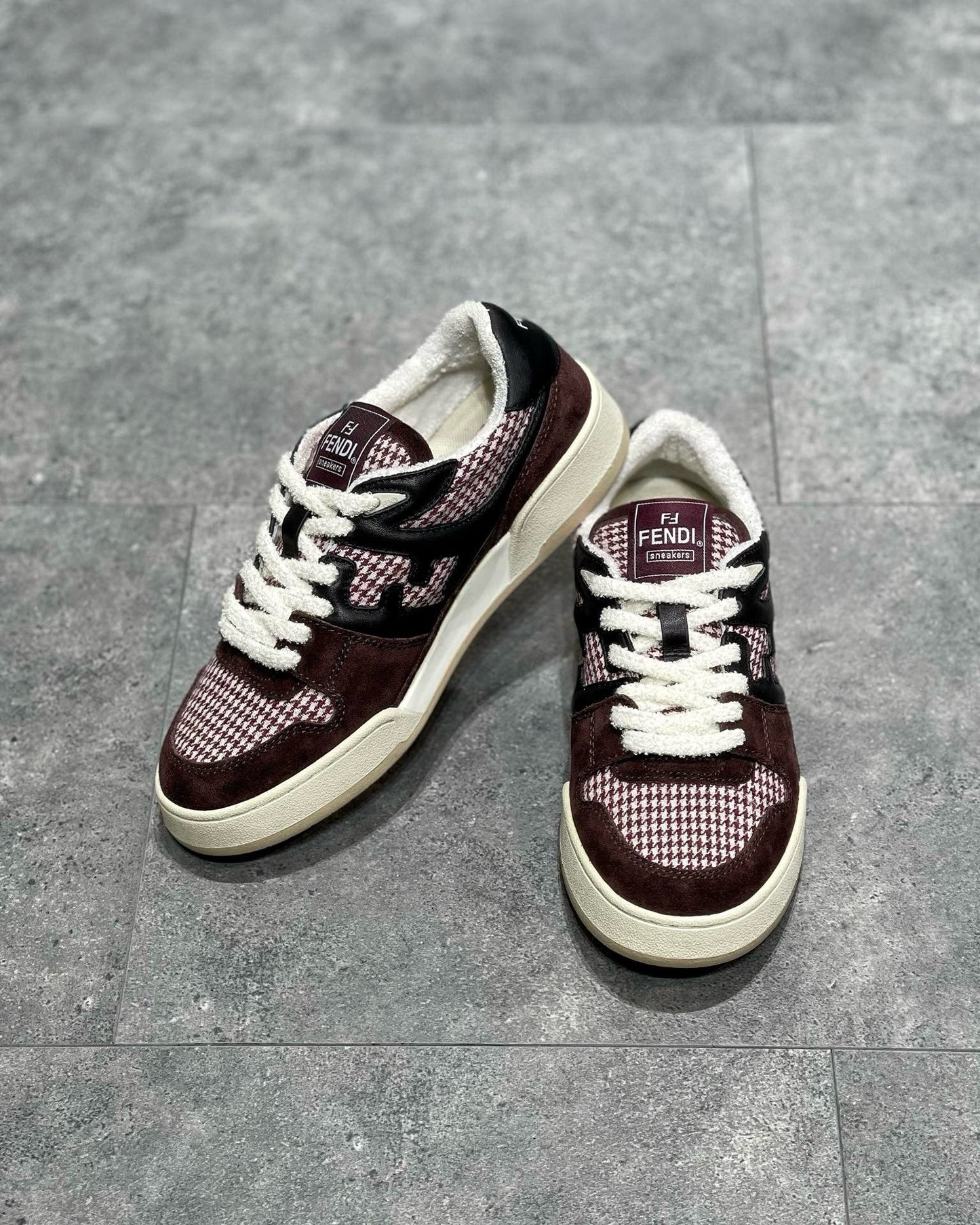 Fendi Sneakers