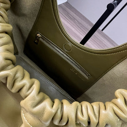 Loewe Squeeze Purse