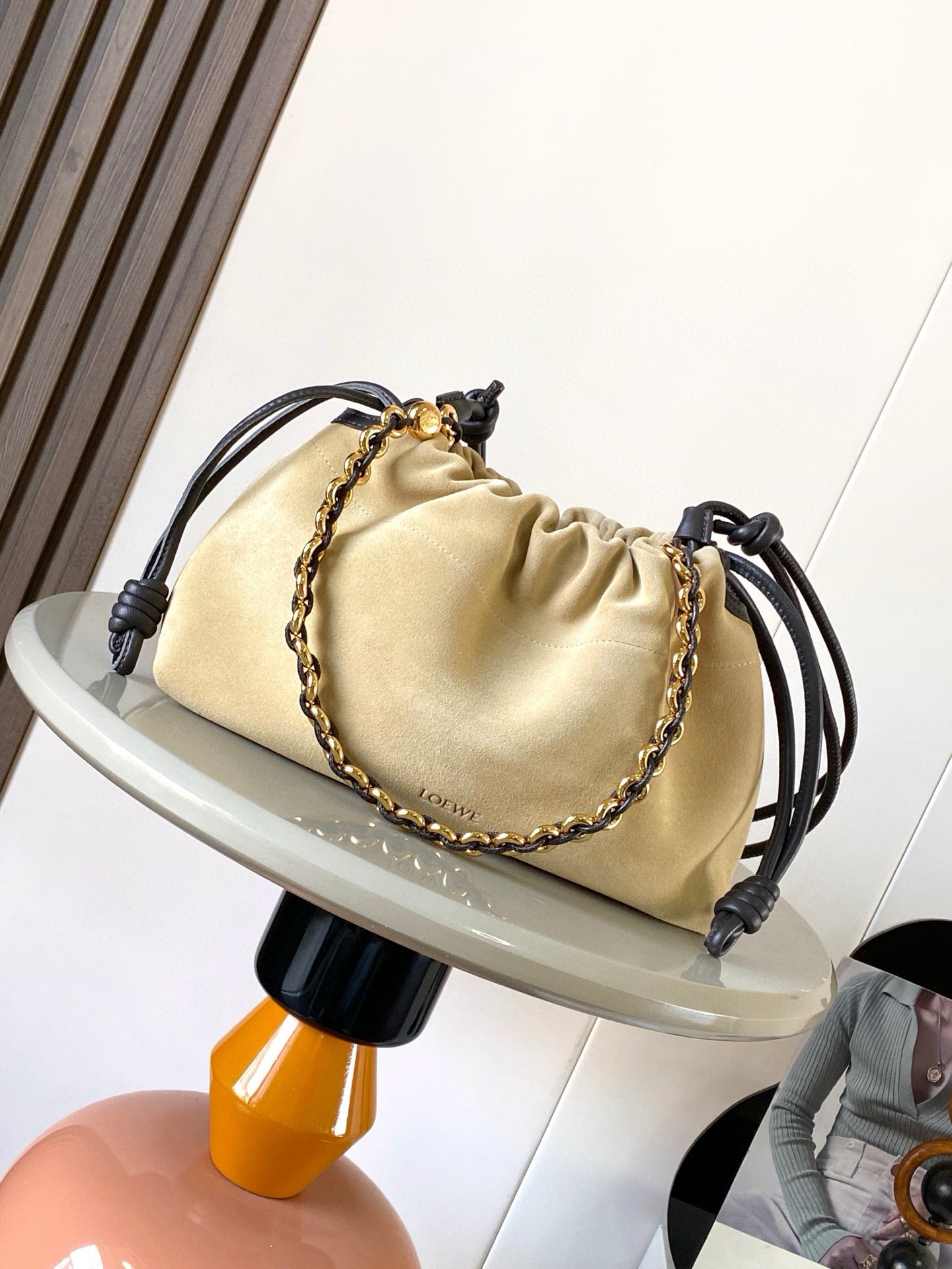 Loewe Flamenco