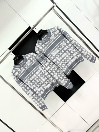 CD Sweater