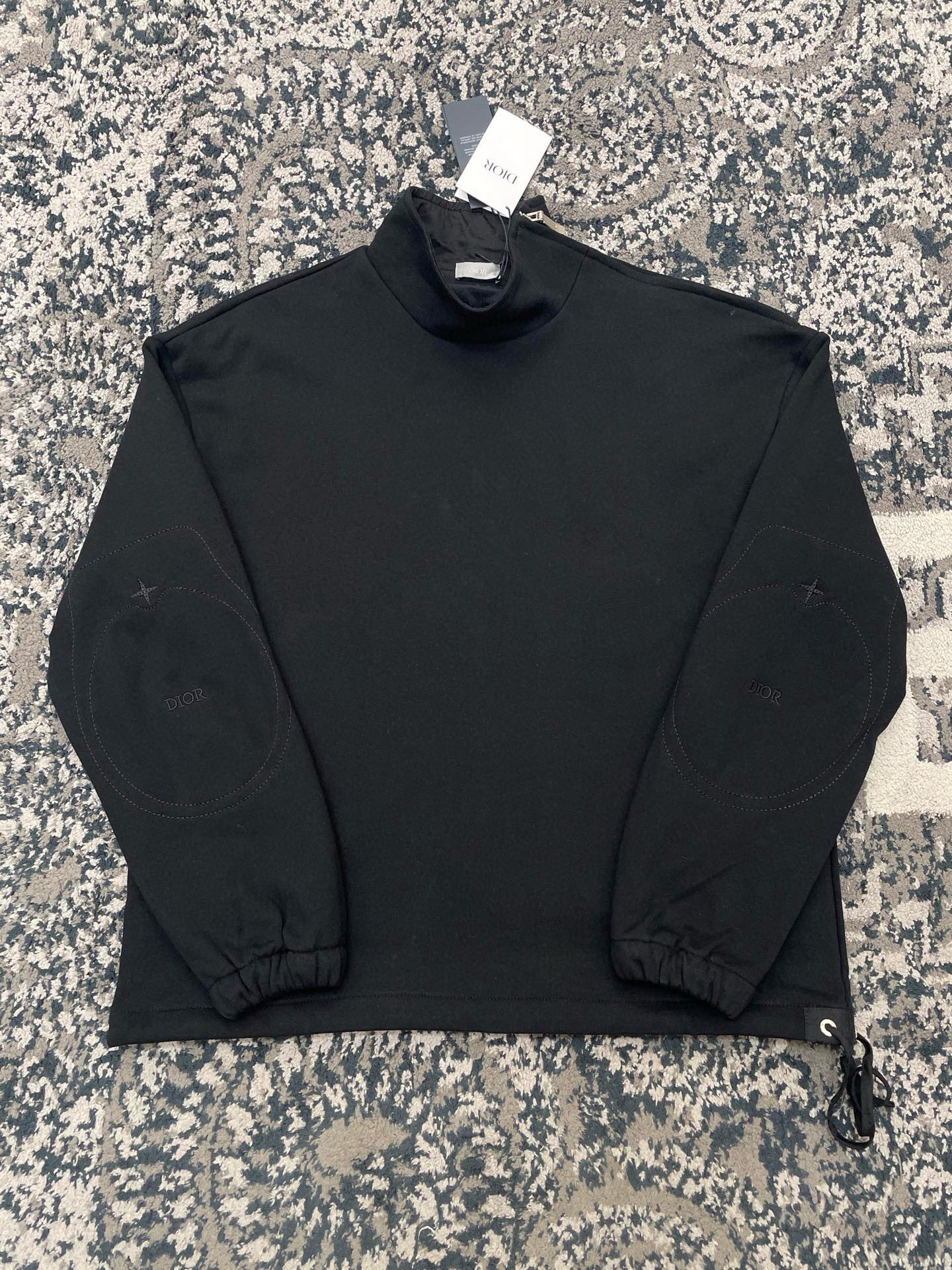CD Sweater