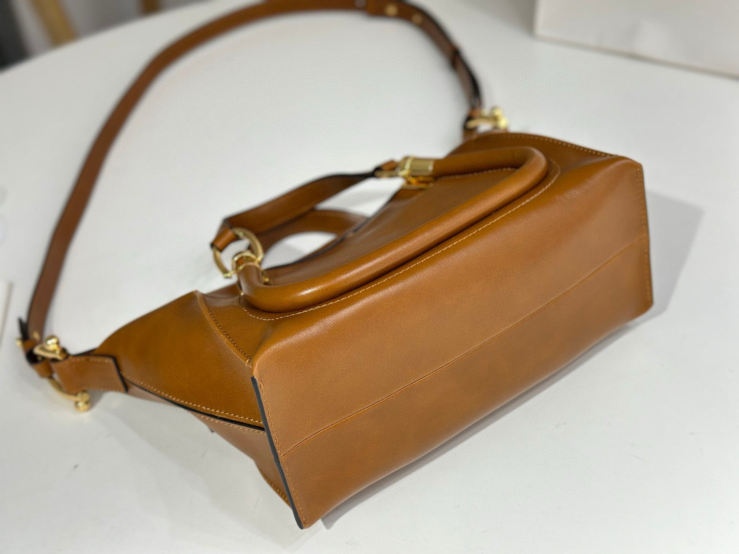 Chloe Marcie Hobo