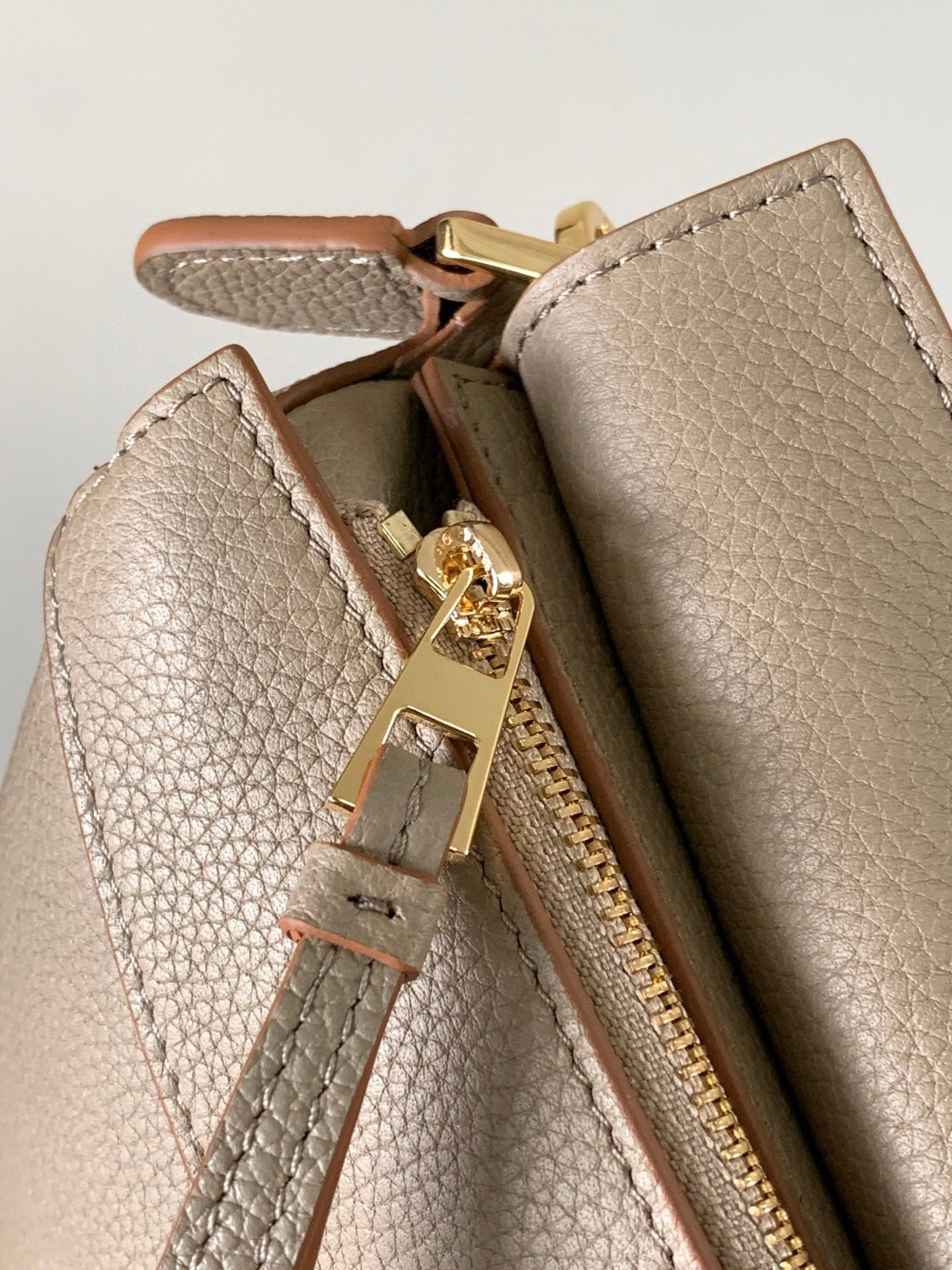 Loewe Puzzle