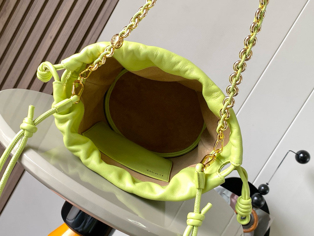 Loewe Flamenco