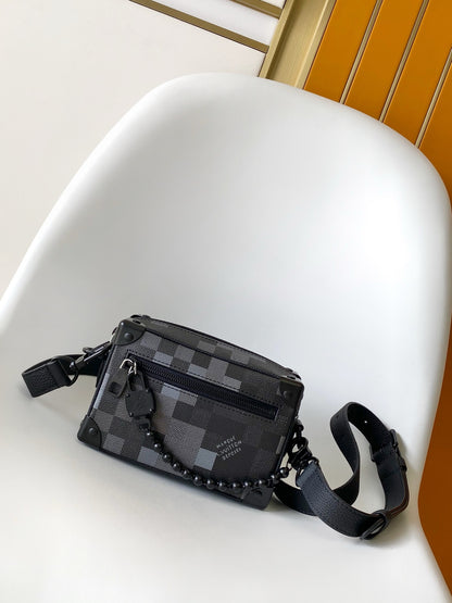 Lv soft trunk