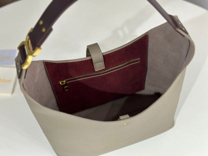Chloe Marcie Hobo