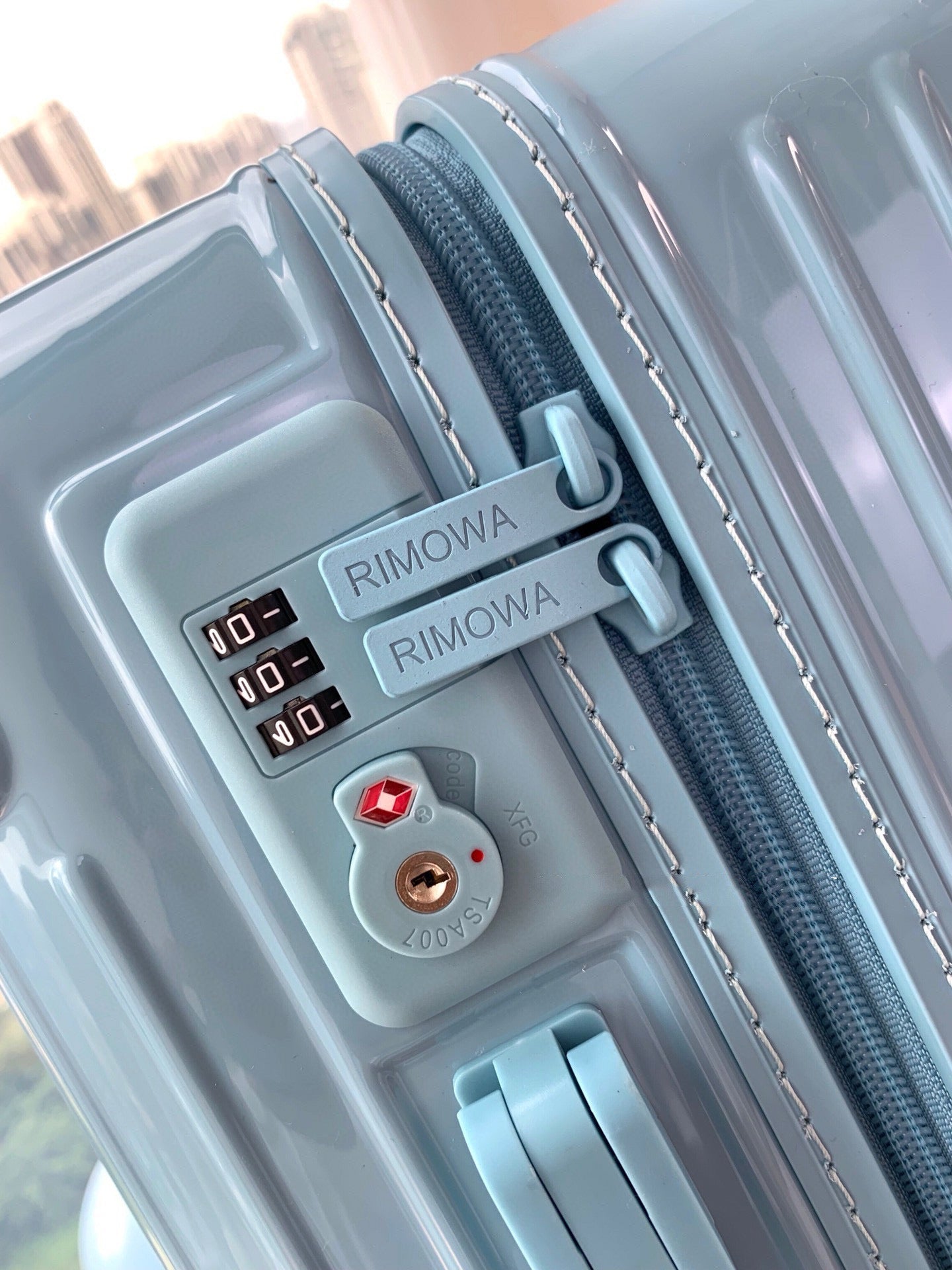 Rimowa Luggage Essential
