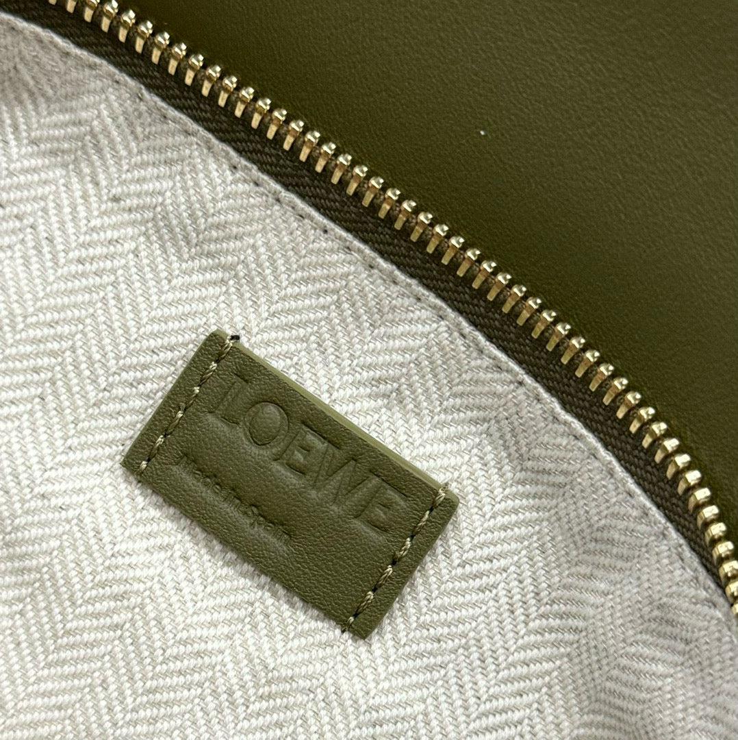 Loewe Puzzle