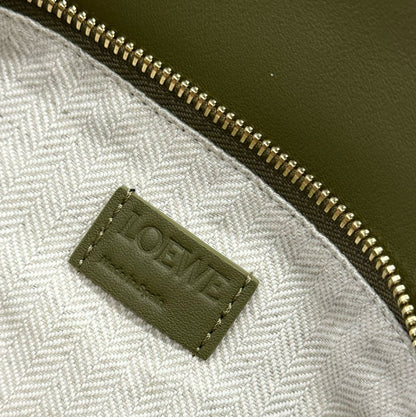 Loewe Puzzle
