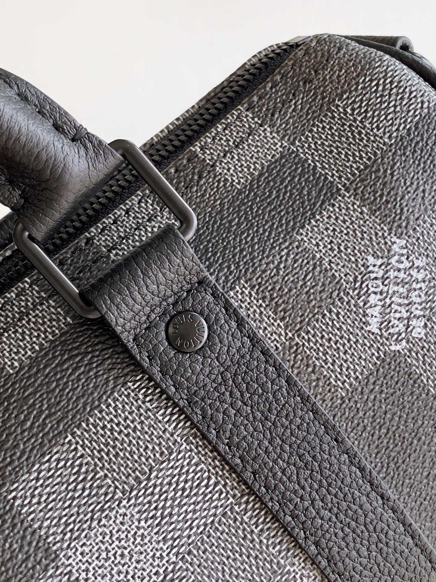 Lv Keepall 25