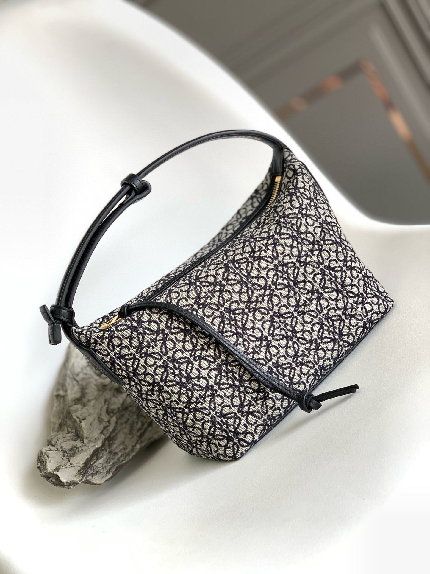 Loewe Cubi