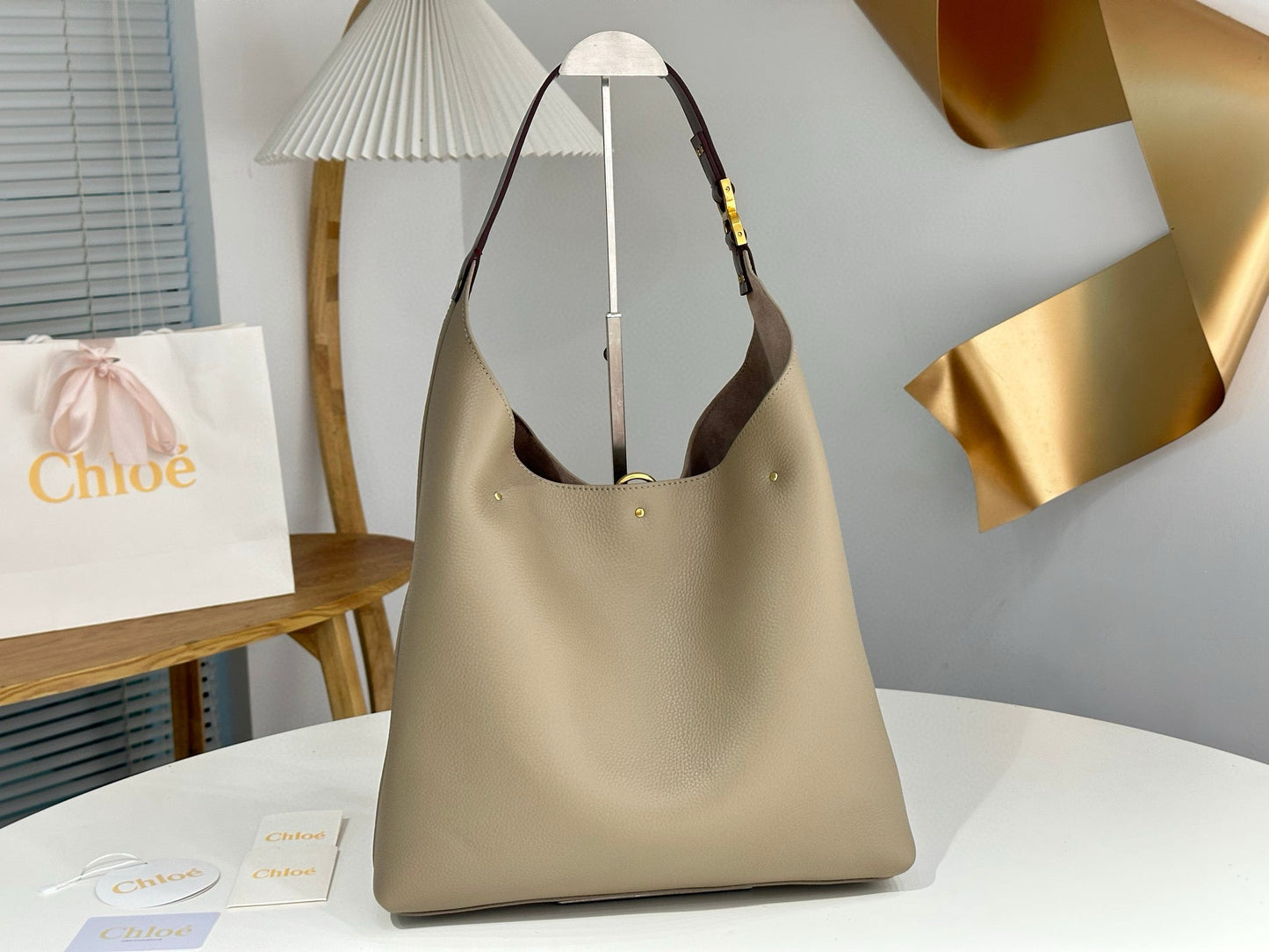 Chloe Marcie Hobo