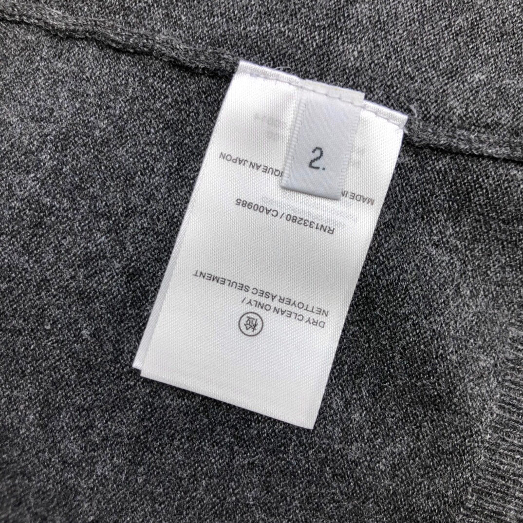 TB Sweater