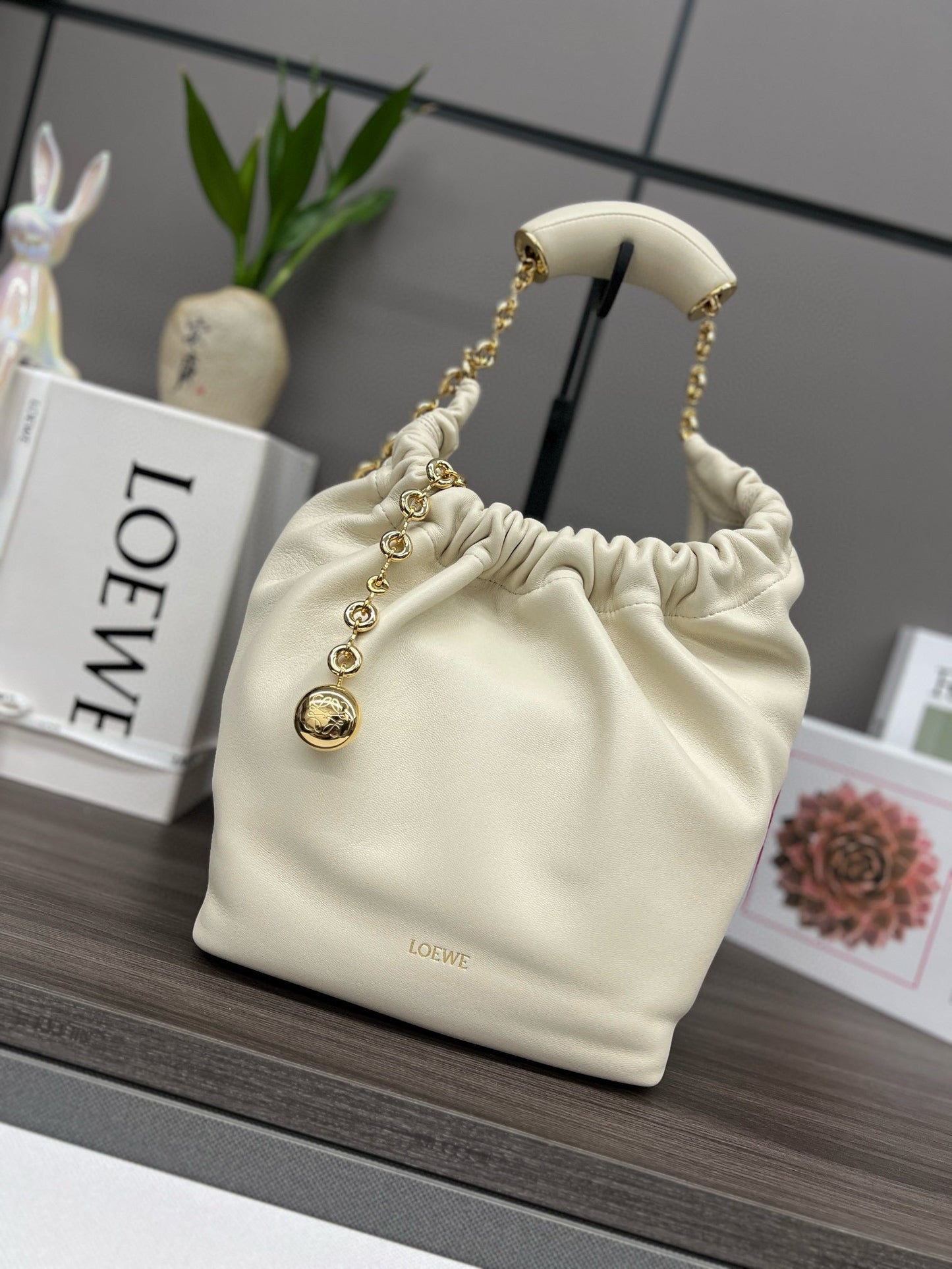 Loewe Squeeze Purse