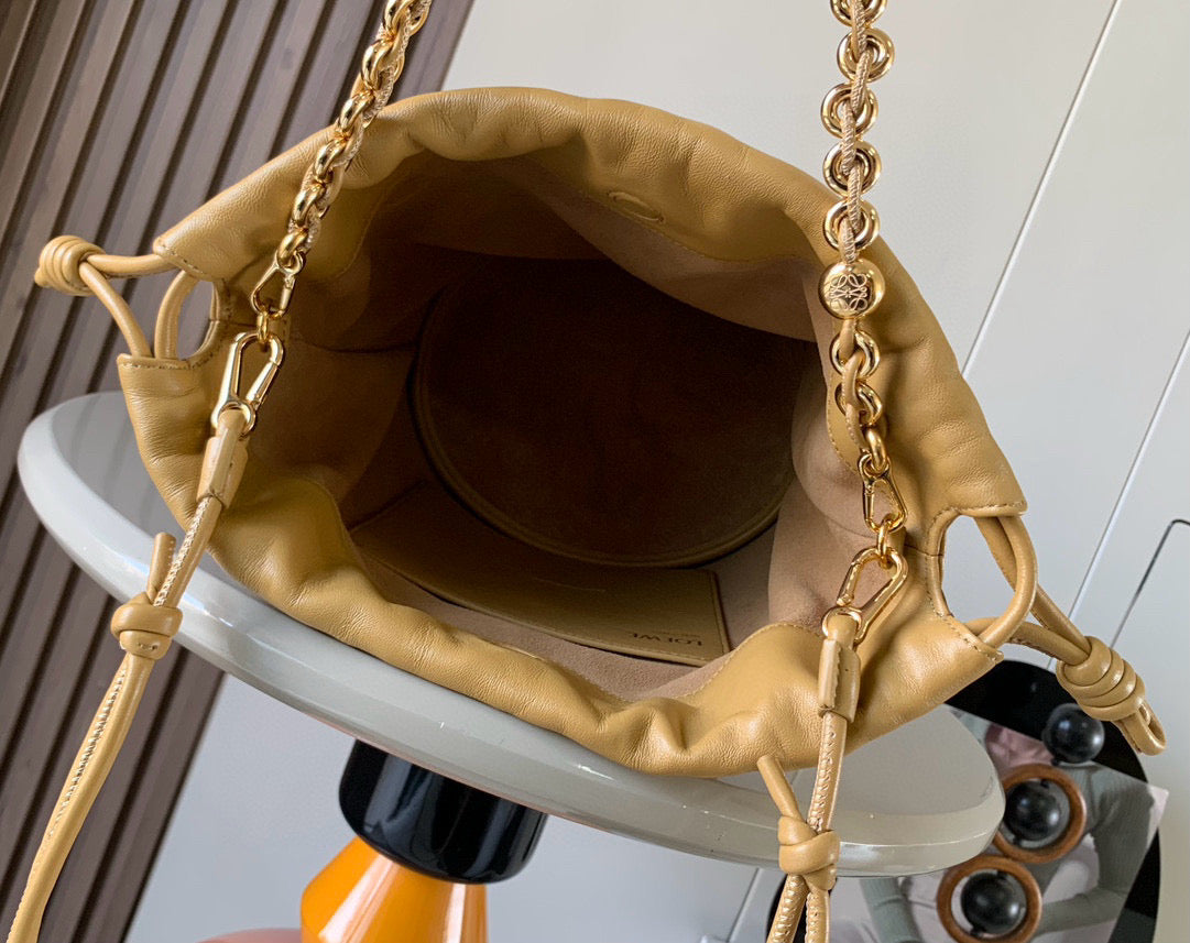 Loewe Flamenco