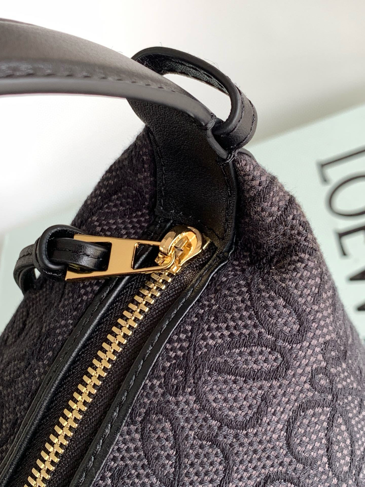 Loewe Cubi