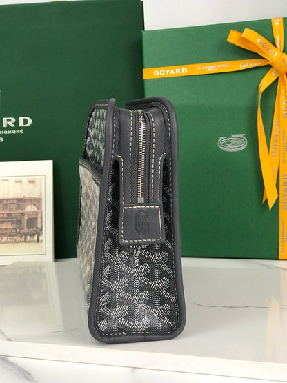 Goyard Jouvence Toiletry Bag 25cm