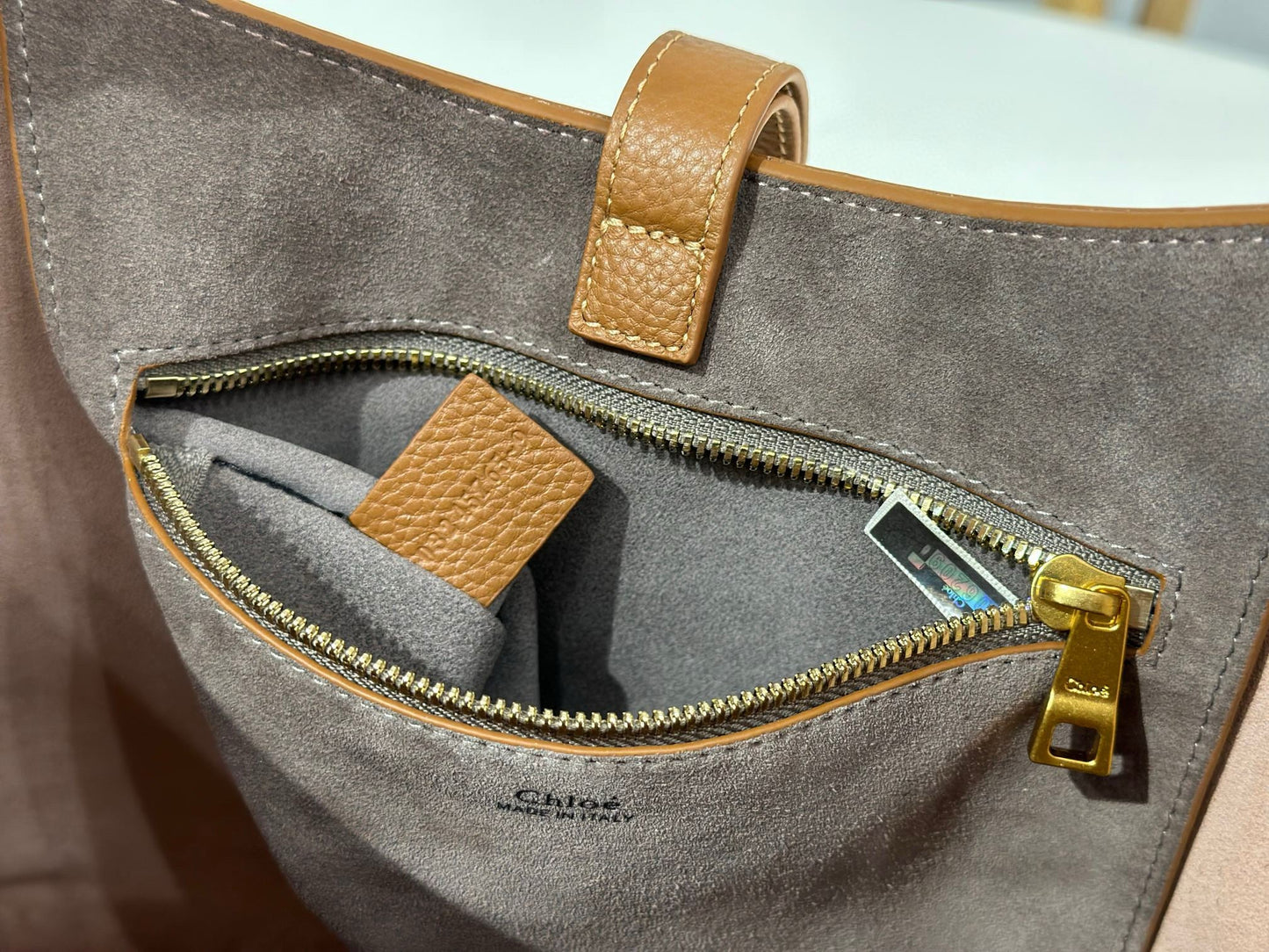 Chloe Marcie Hobo