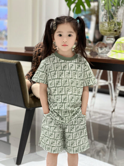 Fendi T-Shirt/Short Pant Set