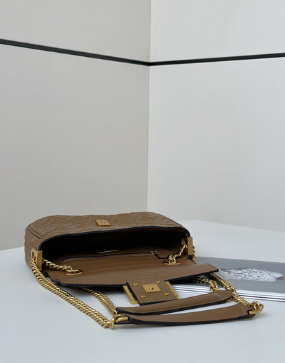Fendi Baguette