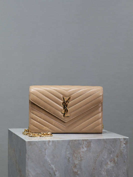 YSL Envelope 22.5cm