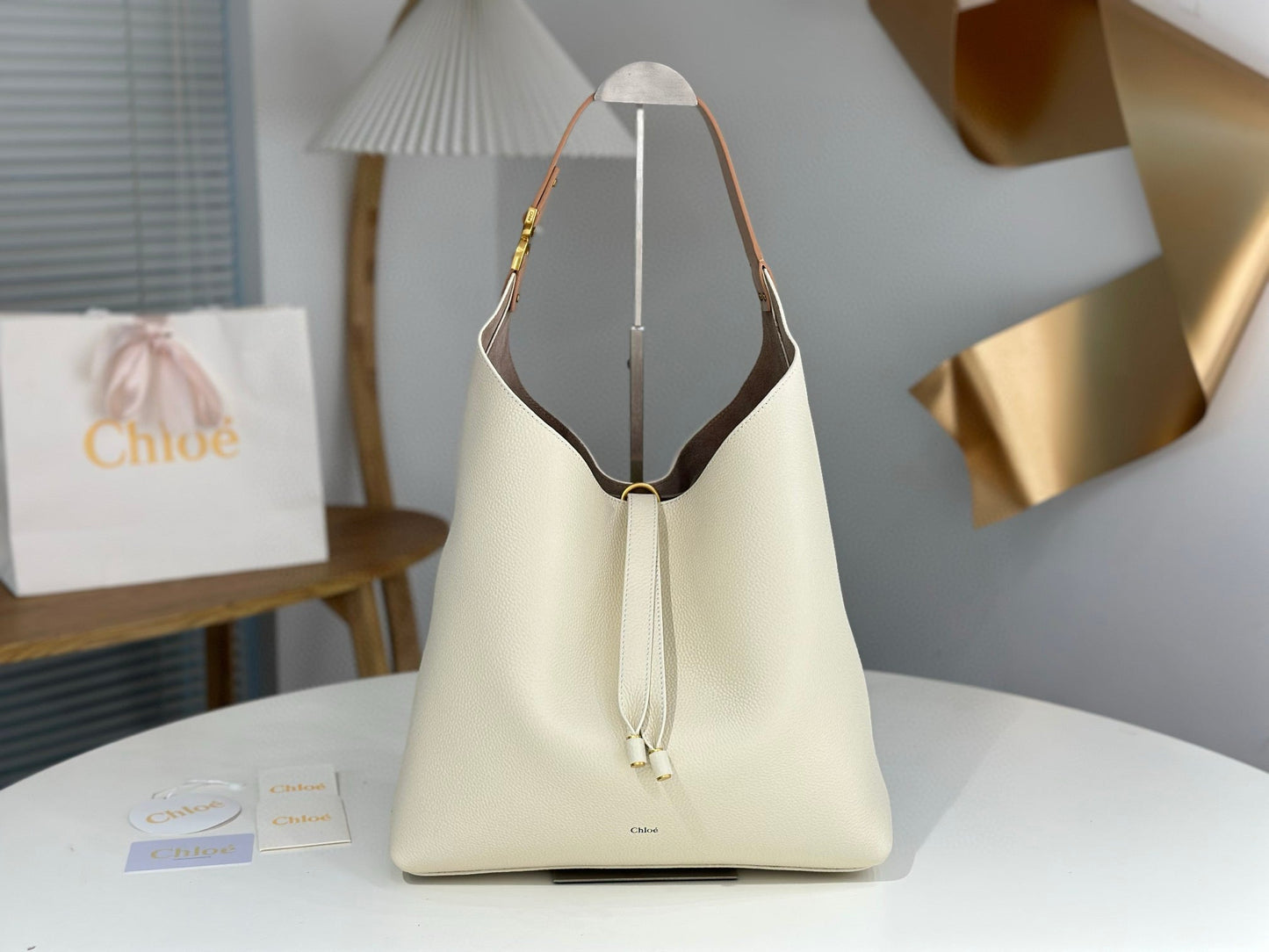 Chloe Marcie Hobo