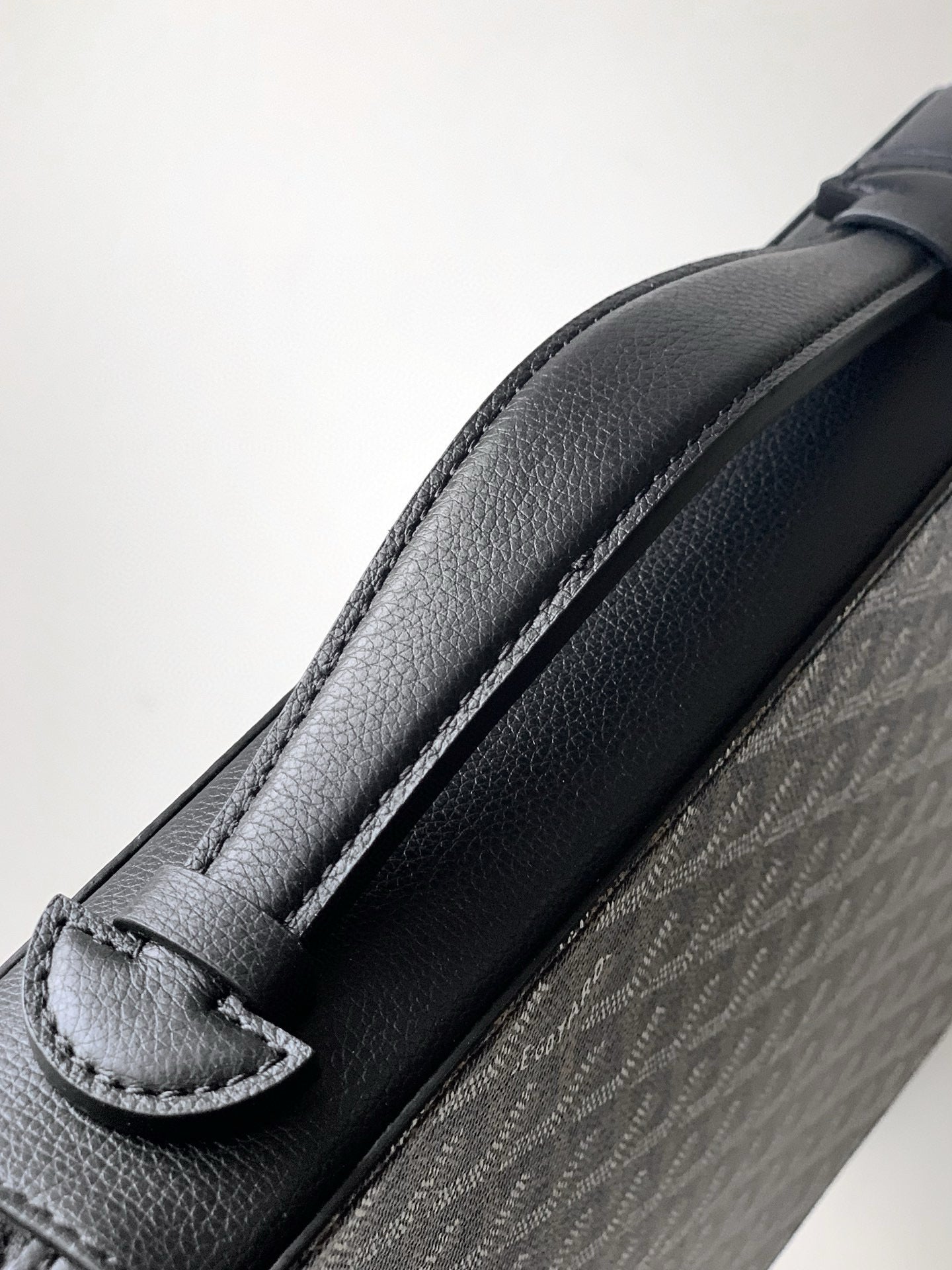 Goyard Compagnon