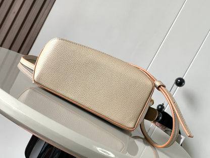 Loewe Puzzle