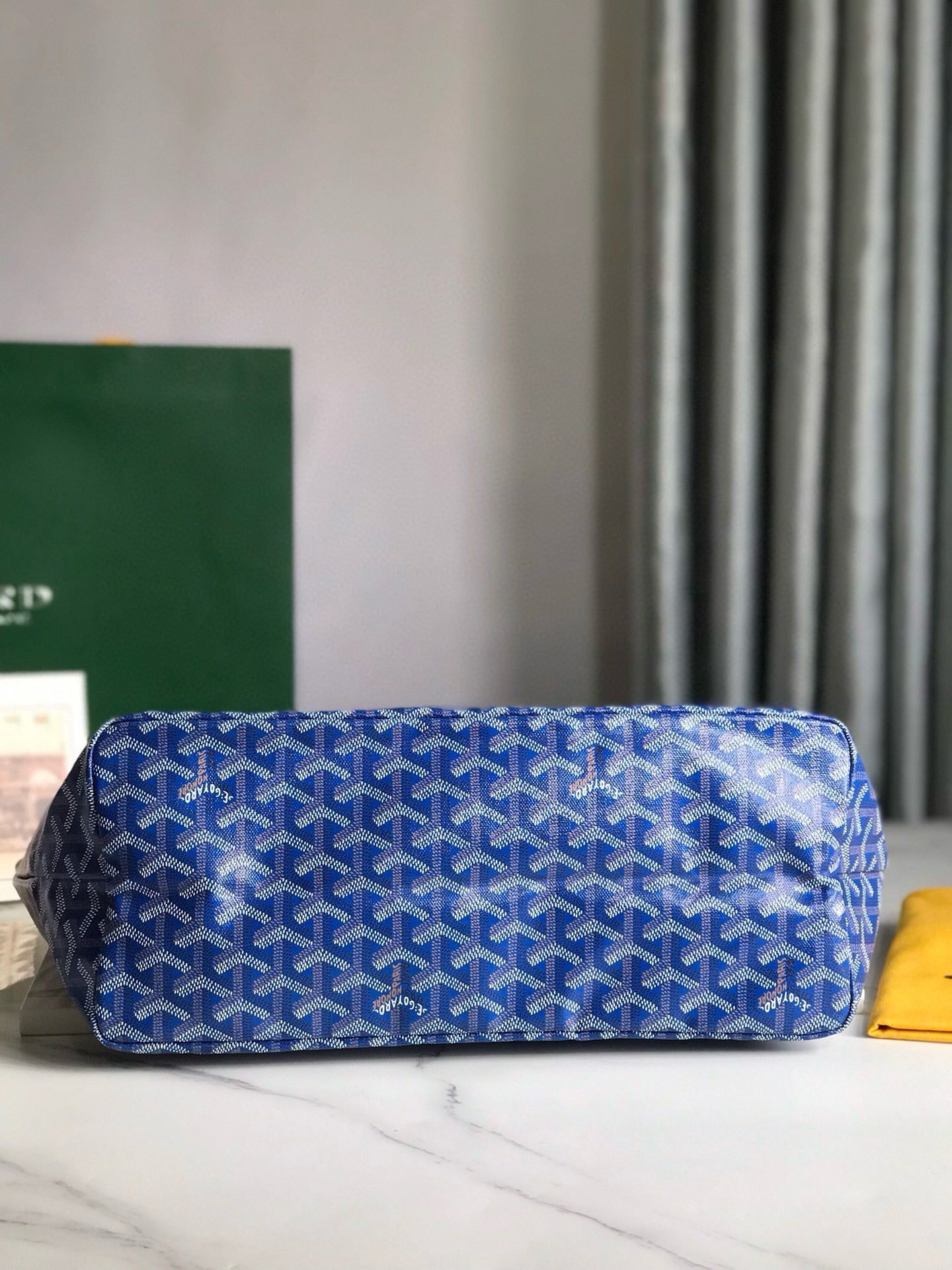 GOYARD SAINT LOUIS PM 34*27*14