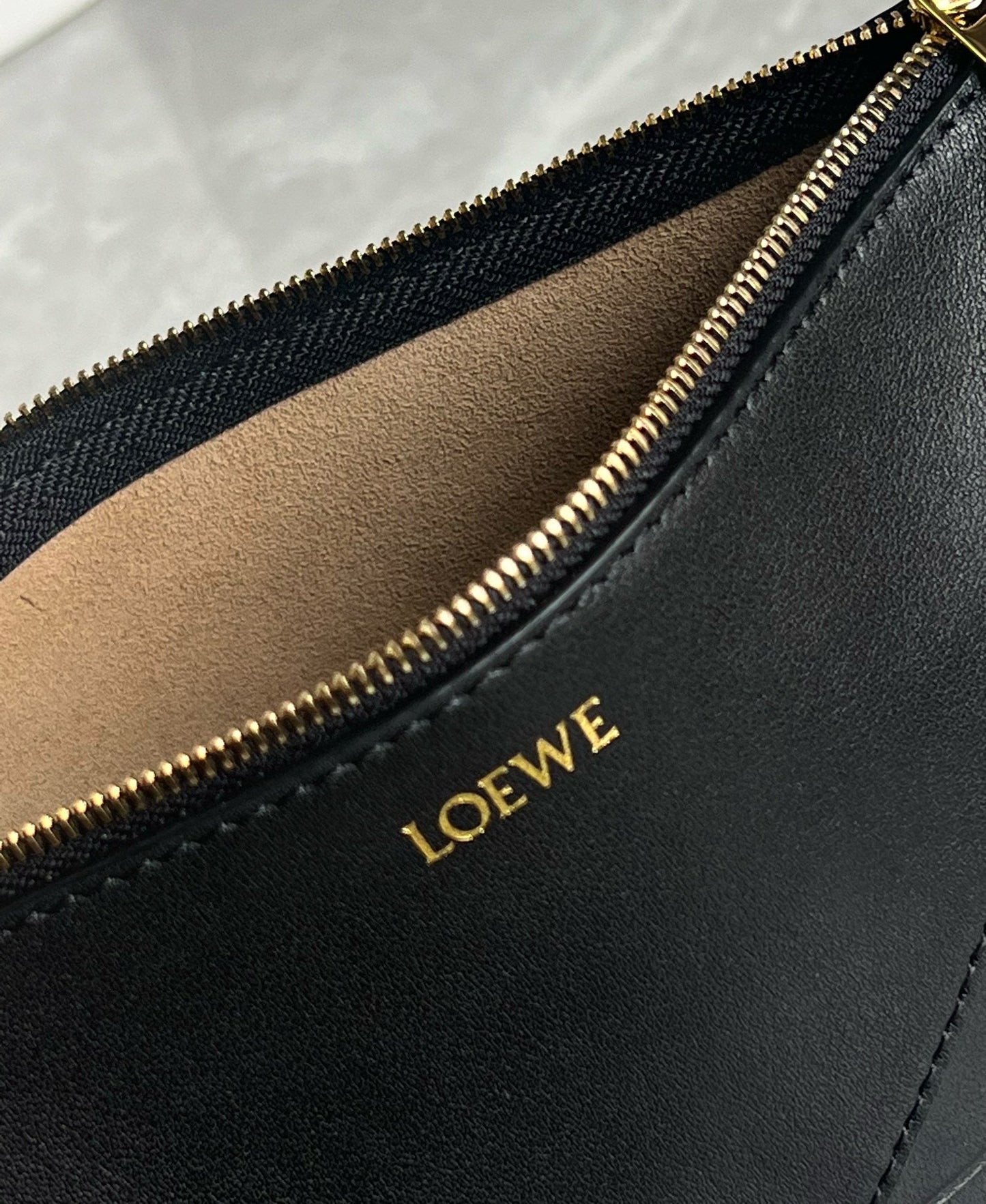 Loewe Puzzle Fold