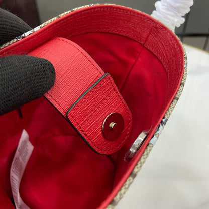 GC Bucket Bag
