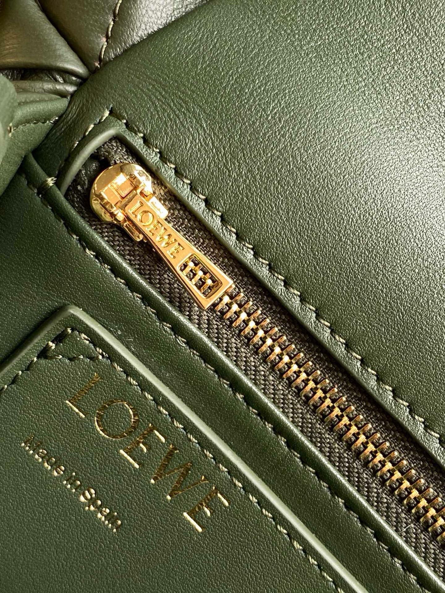 Loewe Goya Puffer