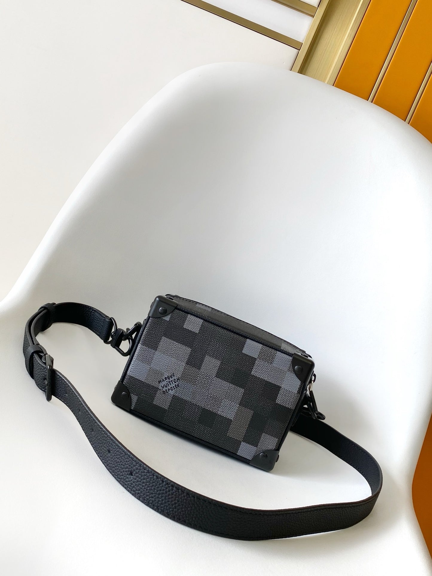 Lv soft trunk