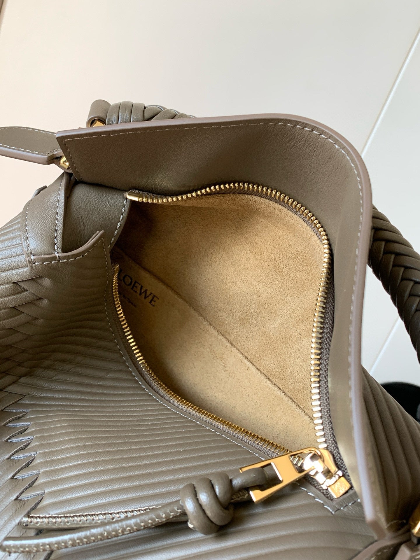 Loewe Puzzle