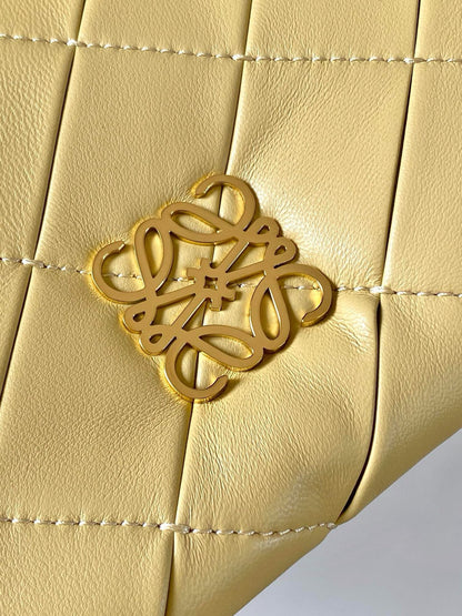Loewe Goya Puffer