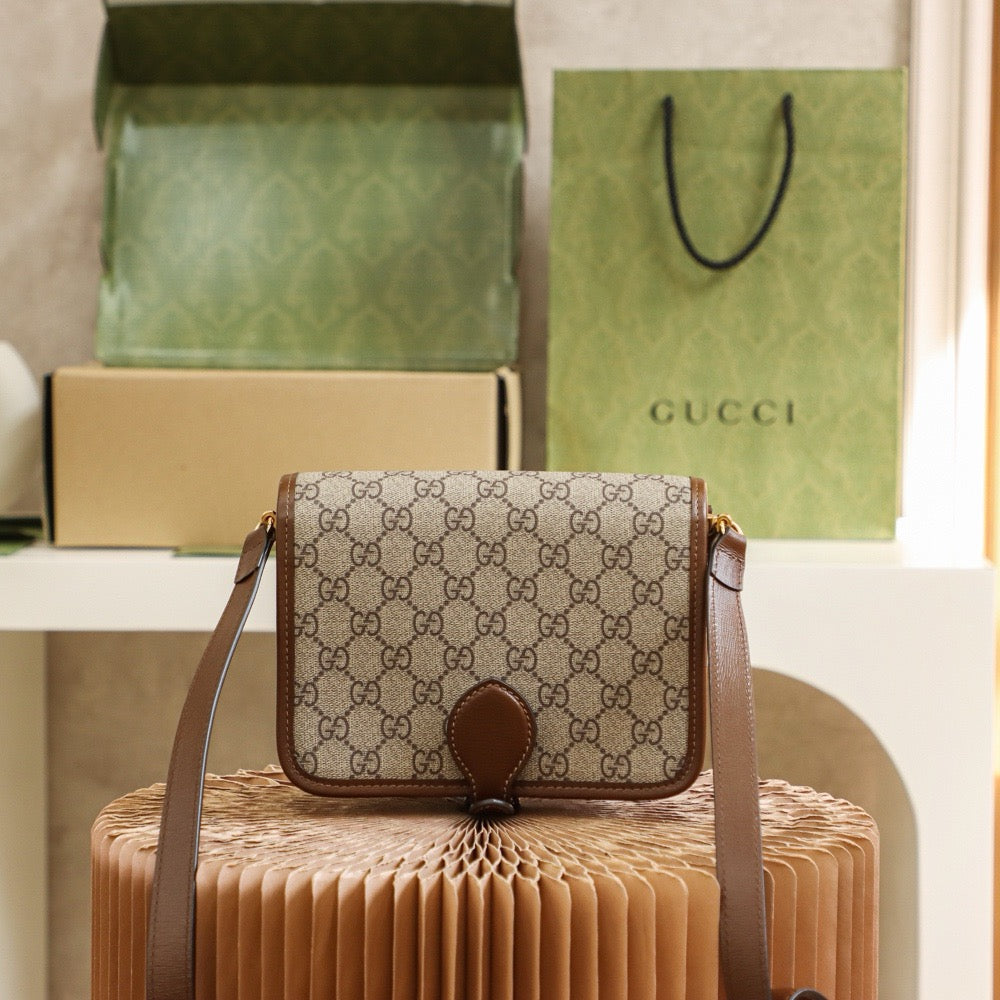 GC Retro Bag  20*17*8cm