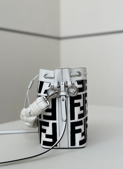 Fendi Tresor
