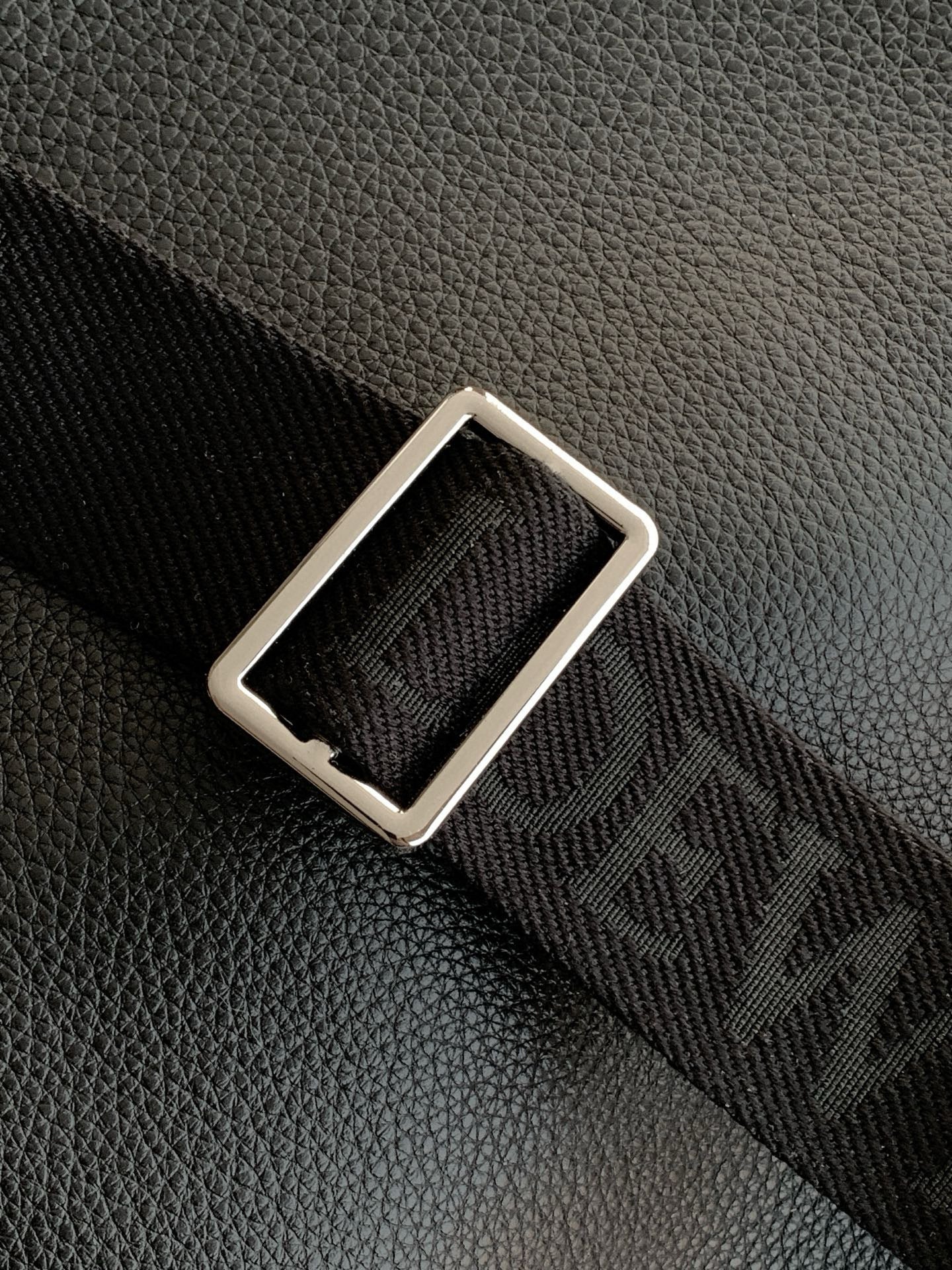 Loewe Cubi