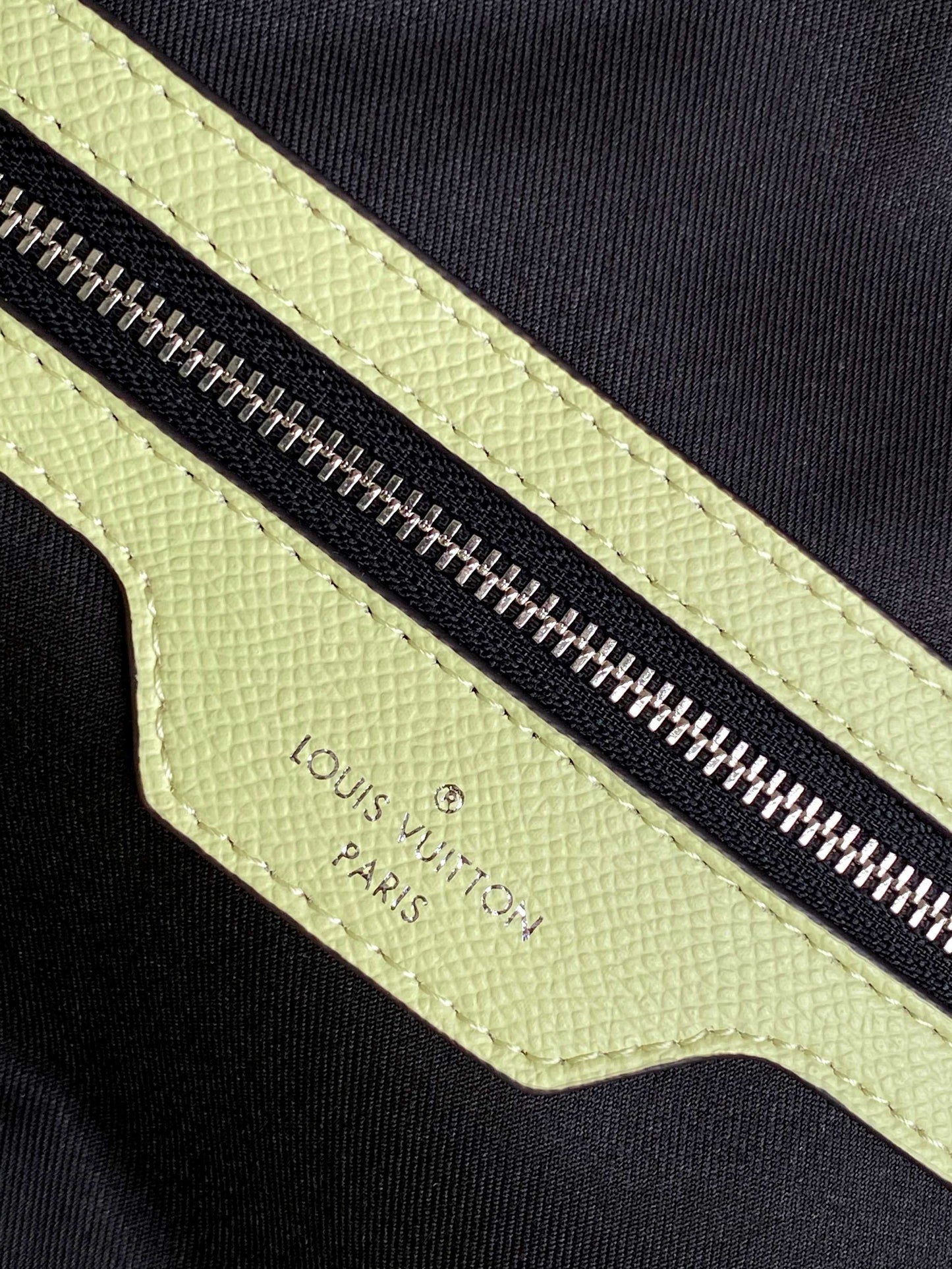 Lv Keepall 45