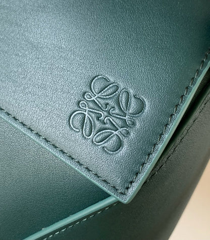 Loewe Puzzle