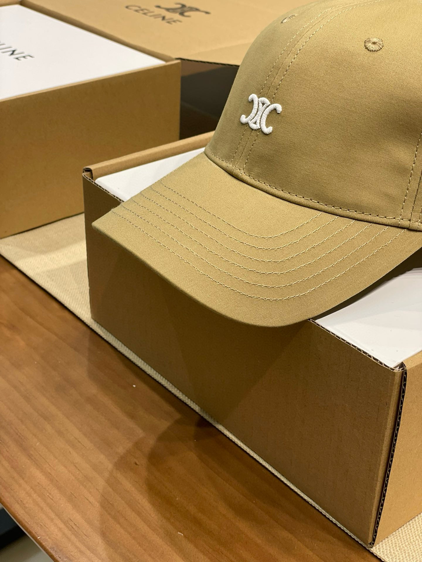 Celine Cap