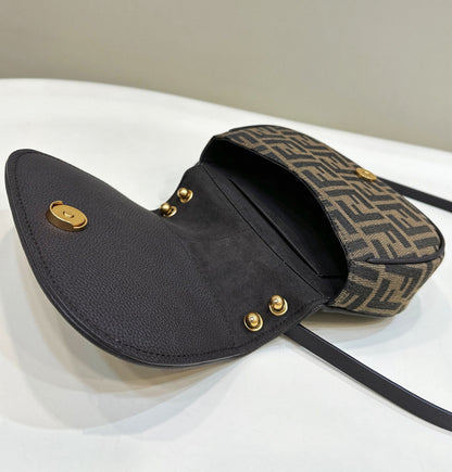 Fendi C'mon Small