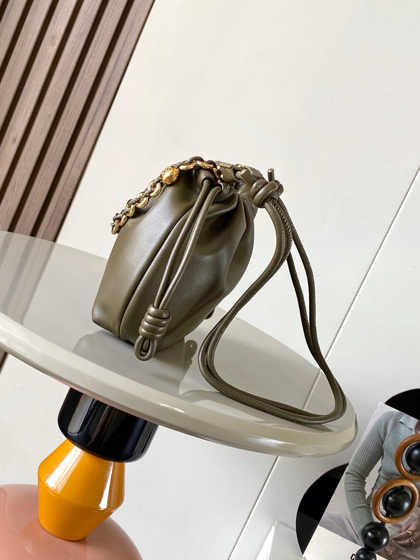 Loewe Flamenco