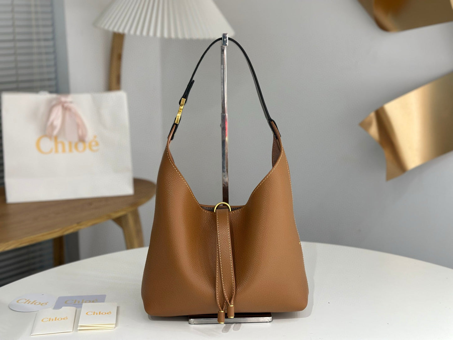 Chloe Marcie Hobo