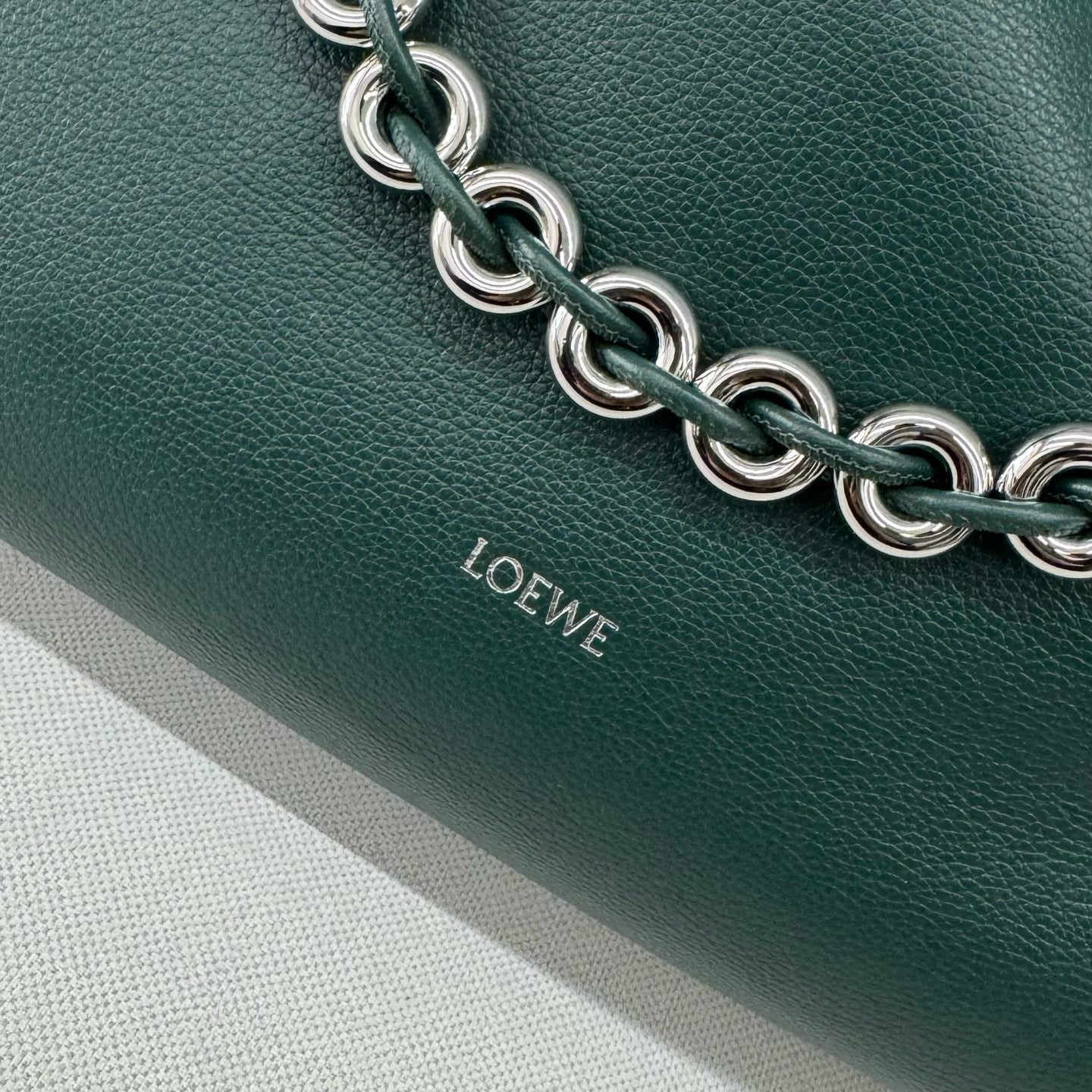 Loewe Flamenco