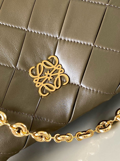 Loewe Goya Puffer