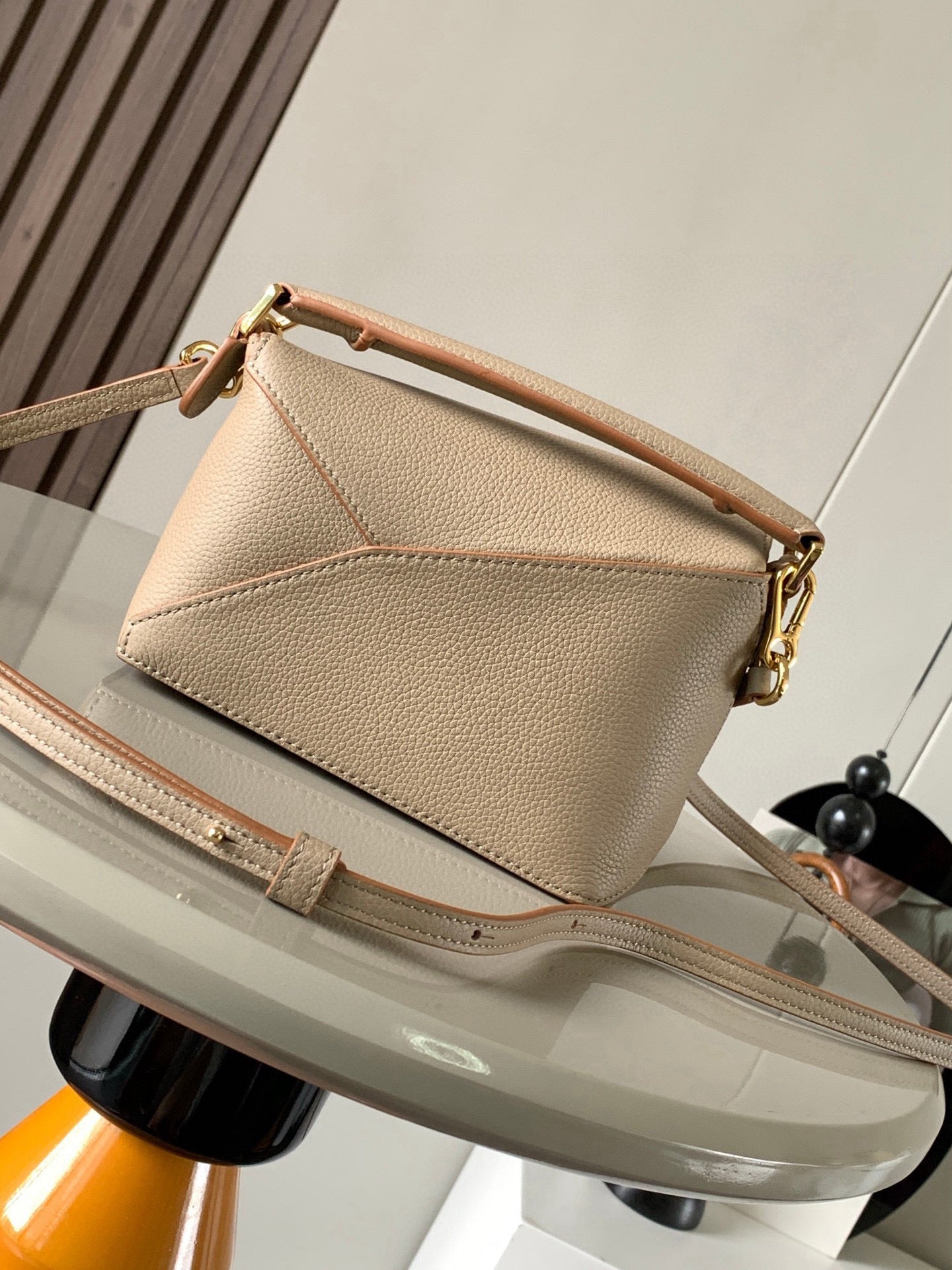 Loewe Puzzle