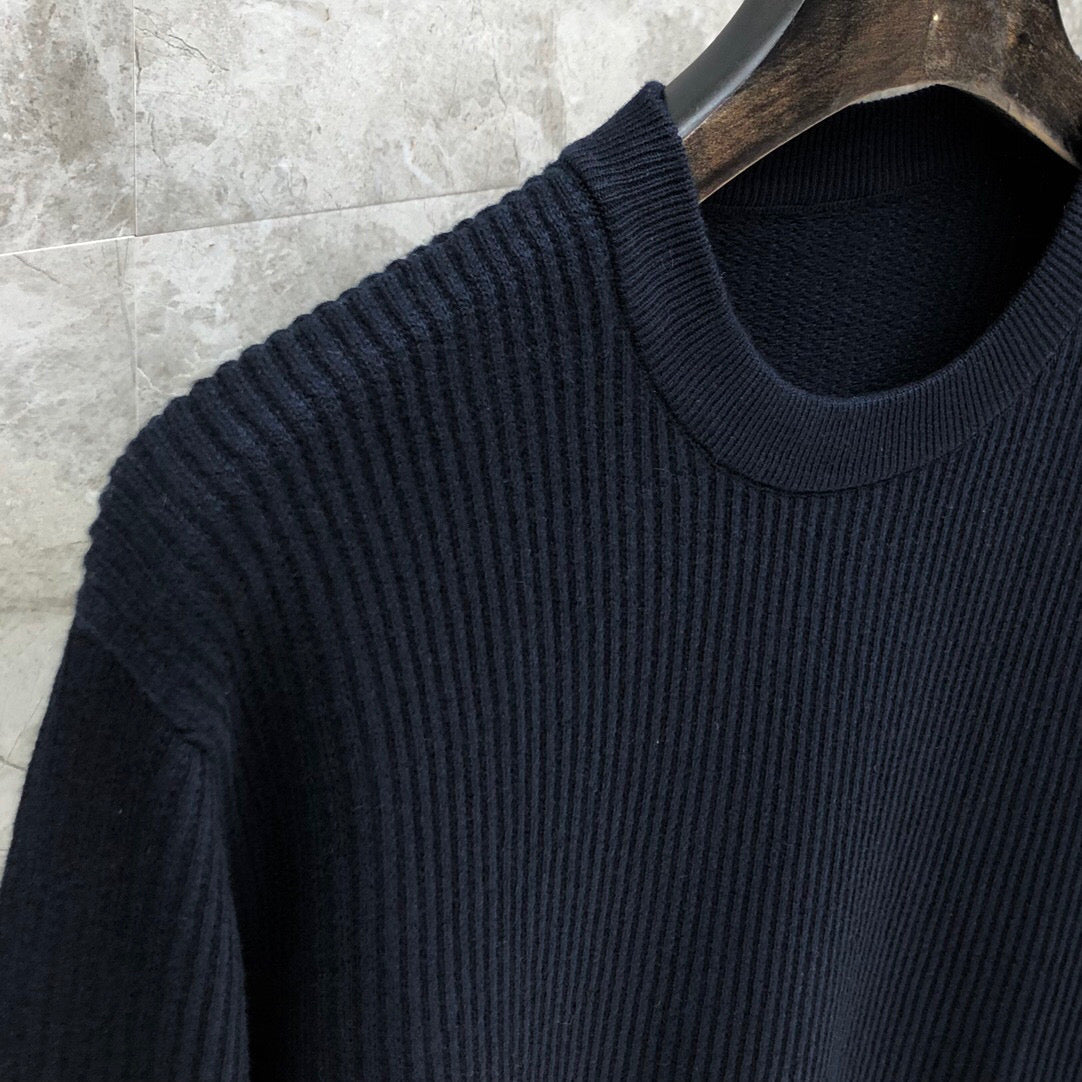 TB Sweater