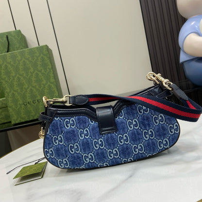 GC Shoulder Bag