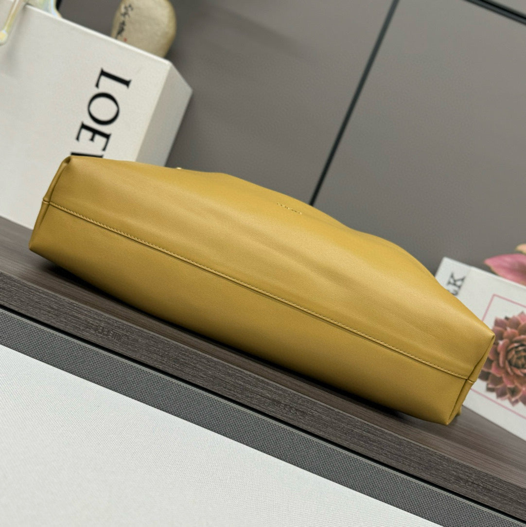 Loewe Flamenco